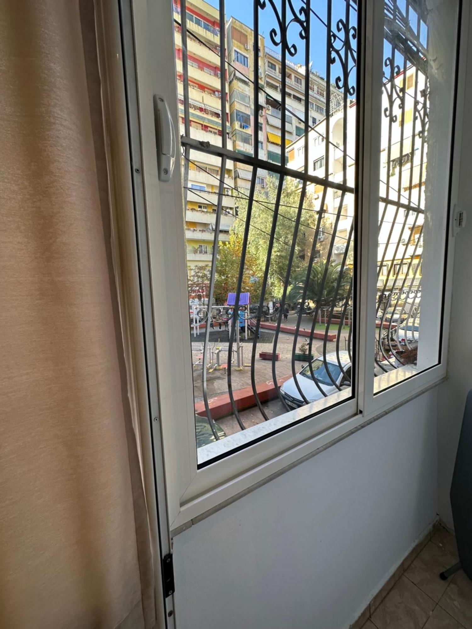 Heart Of Tirana Apartment Exteriör bild